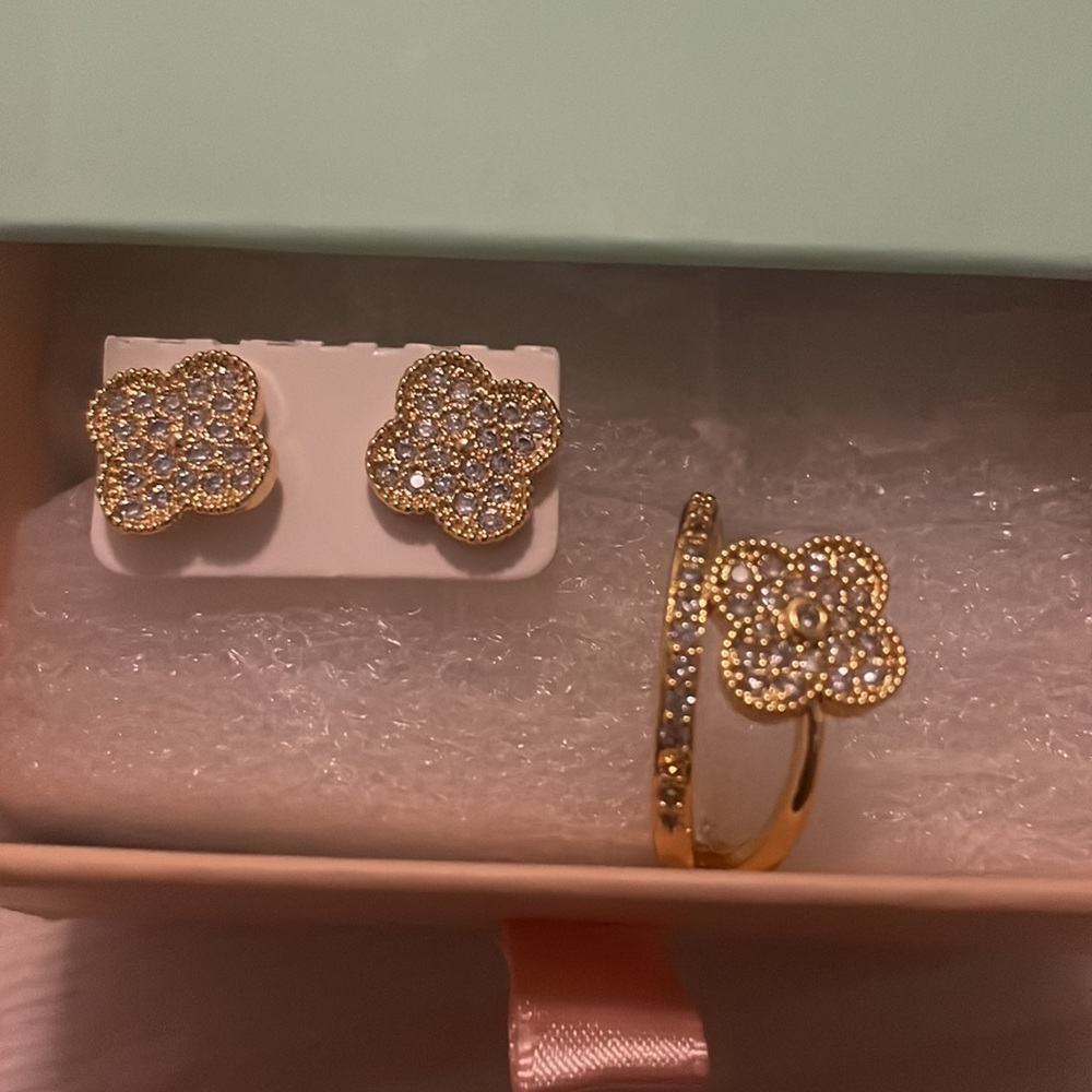 DLINLOLA Alhambra earring set - Picture 4 of 17